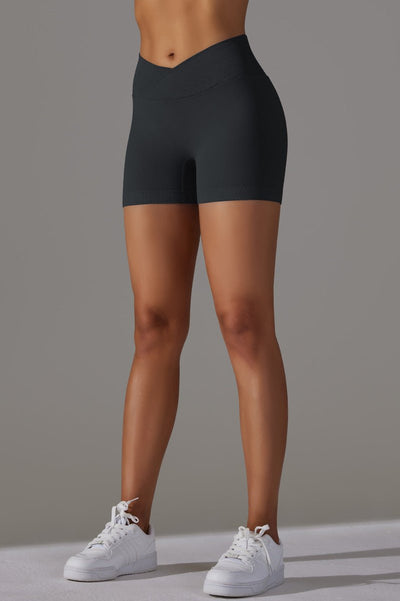 ZenCurve Scrunch Shorts - Black