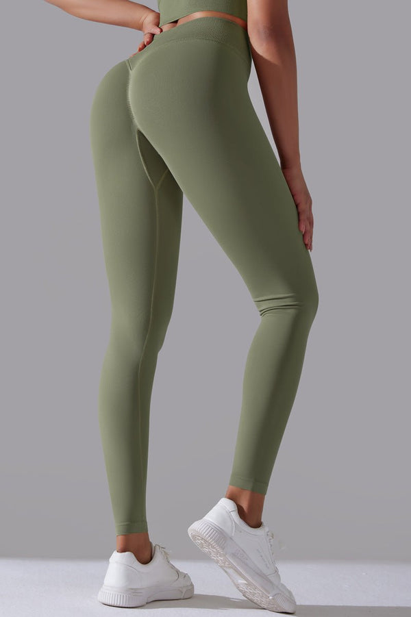 "Seamless leggings i grøn – fleksibel pasform og høj talje fra siden"

